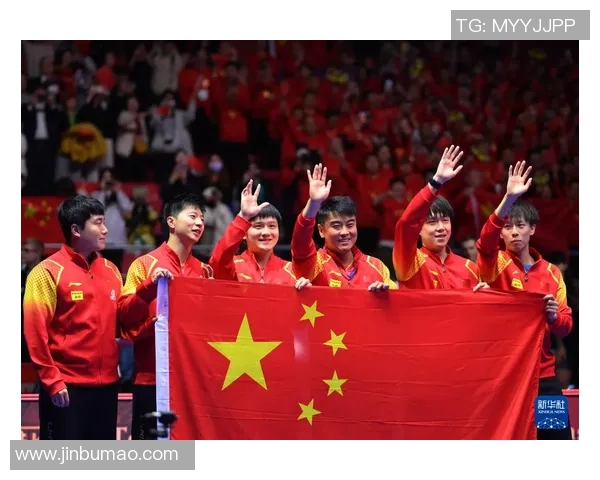 深圳网球队勇闯世锦赛舞台展现逆袭精神与团队力量 深圳网球队勇闯世锦赛舞台展现逆袭精神与团队力量