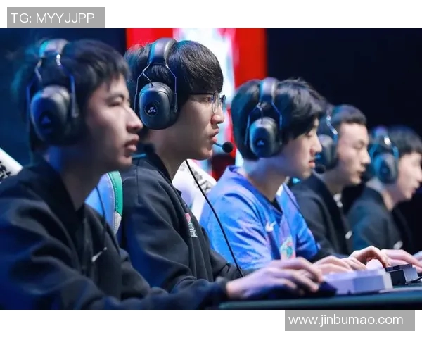 聚焦CSGOLNG战队团队协作的策略与实践分析