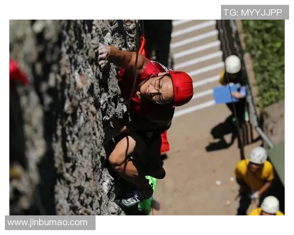 重庆攀岩队耐力争议引发热议运动员训练方式成焦点 重庆攀岩队耐力争议引发热议运动员训练方式成焦点