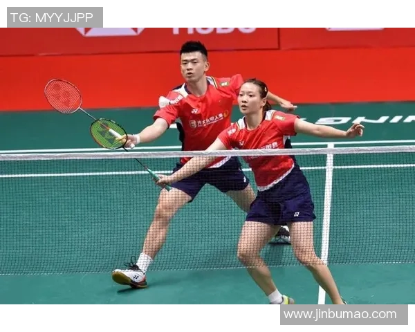 上海羽毛球队防反战术解析与实战应用探讨