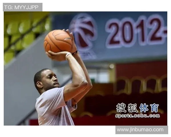 麦蒂携手北京挑战青岛篮球盛宴球迷热情高涨期待精彩对决