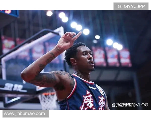 马尚布鲁克斯:从NBA新星到中国篮球的闪耀之路