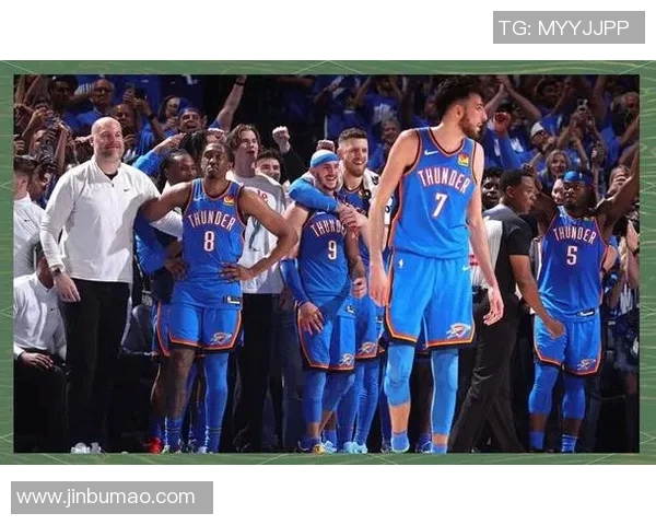 雷霆与活塞激战1月28日赛场谁能在这场对决中笑到最后