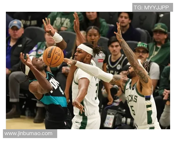 2017年NBA常规赛雄鹿与开拓者精彩对决回顾与分析