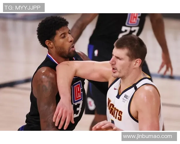 东部与西部球队对决分析谁将赢得赛季冠军荣耀