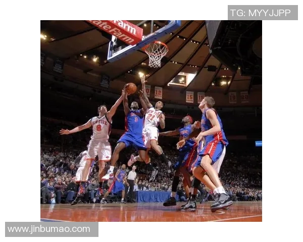 活塞与勇士精彩对决3月25日比赛录像回放及精彩瞬间分析