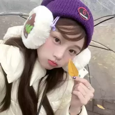 仰映容